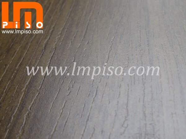 Unilin click water resistant middle embossed laminate floorin