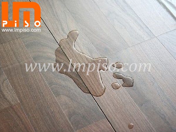 High quality soomth surface double strips water resistant laminate flooring